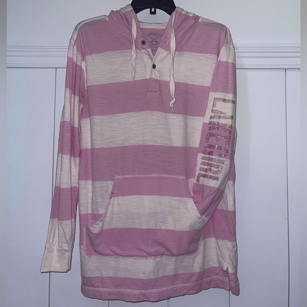 Lakegirl Hoodie Pullover